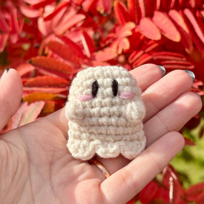 Teeny Ghost Crochet Pattern | No Sew Ghost Amigurumi PDF